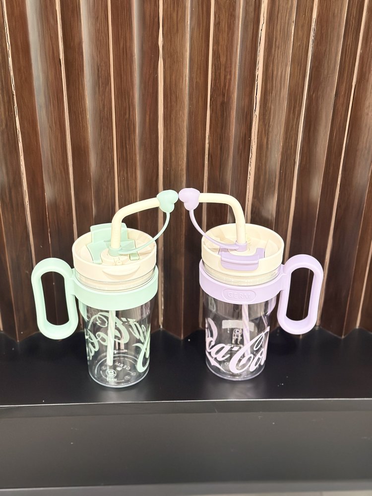 Coca-Cola Oficial Original-Vaso Tritan-Plástico Alimenticio Resistente a impactos resistente a químicos portátil Asa/pajita y tapa antipolvo hermético antideslizante 800mlNegro/Rojo/Púrpura/Verde